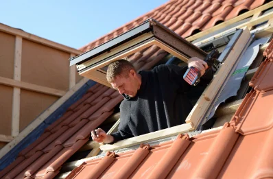 Pose de fenêtres de toit Velux à la Villedieu